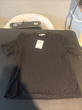 Lark & Ro Black Short-Sleeve Men's Dot-Textured Tee